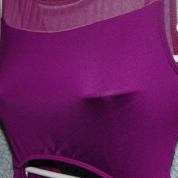 MotionWear Maroon Cutout Leotard SA - Picture 2 of 6